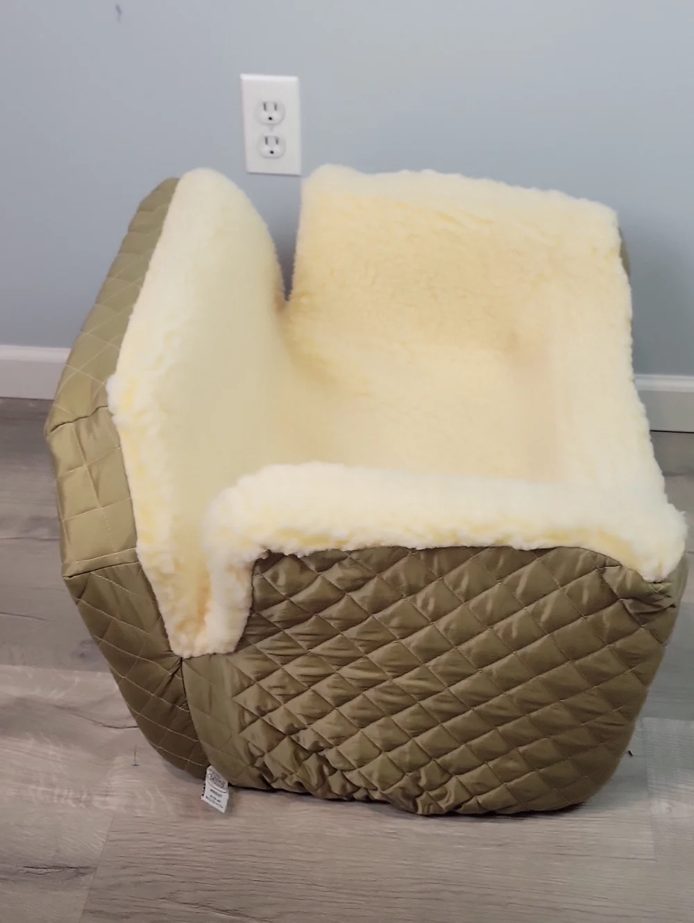 Snoozer Luxury Lookout Dog CarSeat Medium car seat